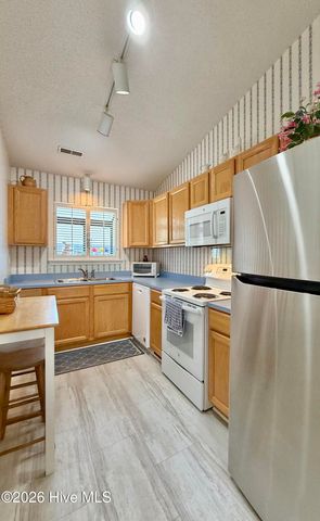 3156 Fox Run Drive, Kinston, NC 28504