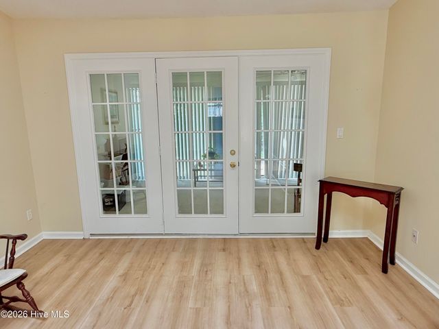 3156 Fox Run Drive, Kinston, NC 28504