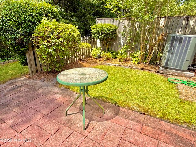 3156 Fox Run Drive, Kinston, NC 28504