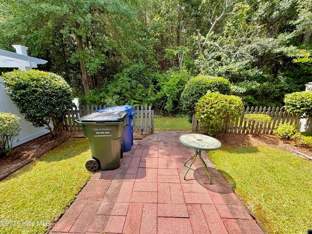 3156 Fox Run Drive, Kinston, NC 28504