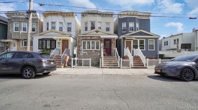 102-12 85th Road, Richmond Hill, NY 11418