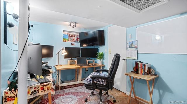 102-12 85th Road, Richmond Hill, NY 11418