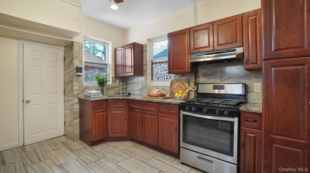 102-12 85th Road, Richmond Hill, NY 11418