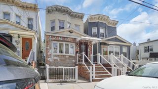 102-12 85th Road, Richmond Hill, NY 11418