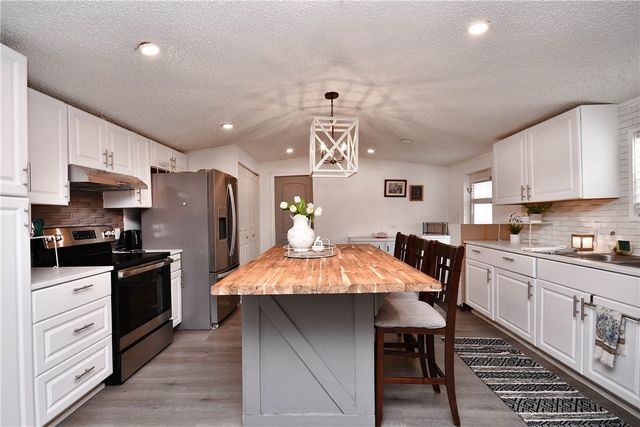 225 S Cedar Ridge, Anderson, SC 29621