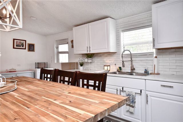 225 S Cedar Ridge, Anderson, SC 29621
