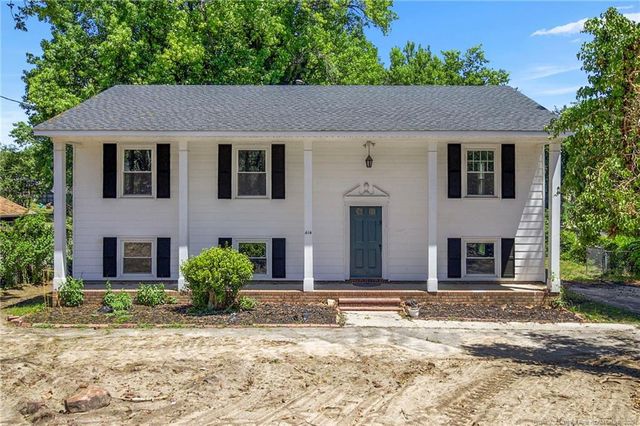 414 Stacy Weaver Drive, Fayetteville, NC 28311