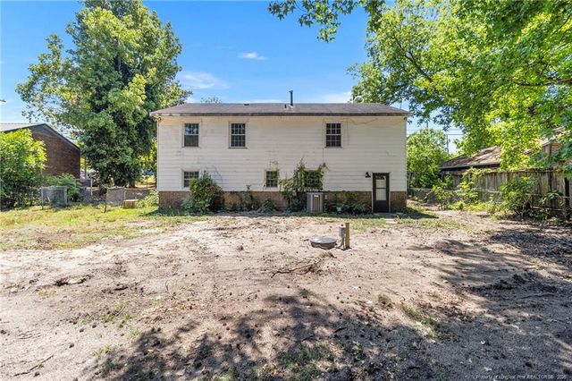 414 Stacy Weaver Drive, Fayetteville, NC 28311