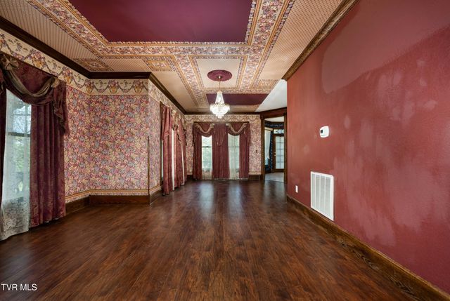 101 Knobb Hill Road, Johnson City, TN 37601