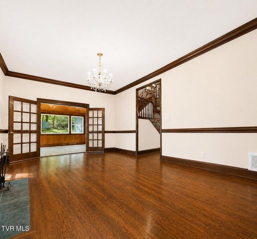 101 Knobb Hill Road, Johnson City, TN 37601