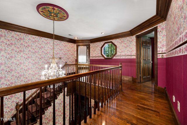 101 Knobb Hill Road, Johnson City, TN 37601