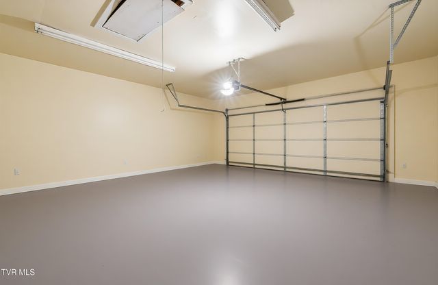 101 Knobb Hill Road, Johnson City, TN 37601