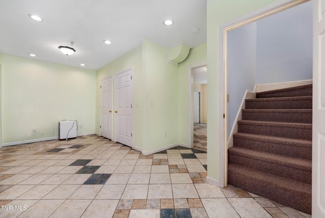 101 Knobb Hill Road, Johnson City, TN 37601