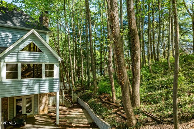 101 Knobb Hill Road, Johnson City, TN 37601