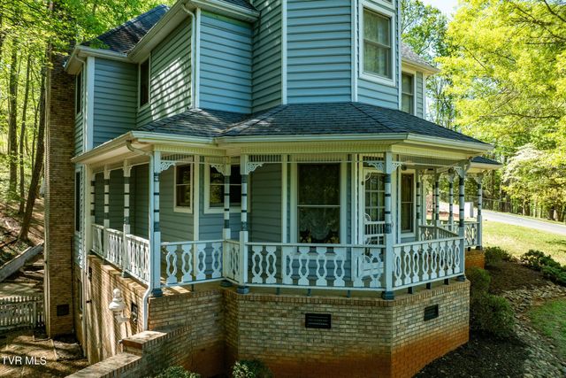 101 Knobb Hill Road, Johnson City, TN 37601