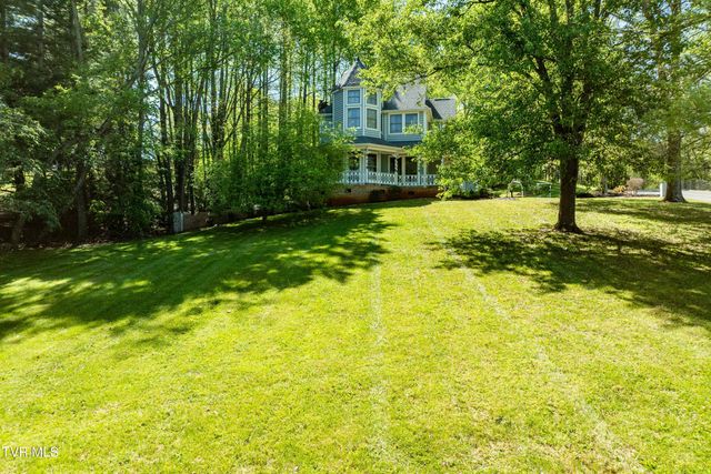 101 Knobb Hill Road, Johnson City, TN 37601