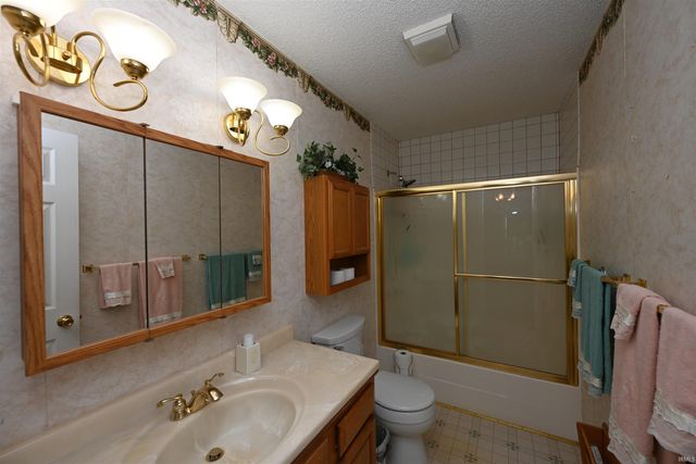 213 S Park Drive, Monticello, IN 47960