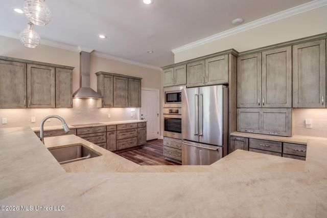 195 Pinecrest Drive, Poplarville, MS 39470