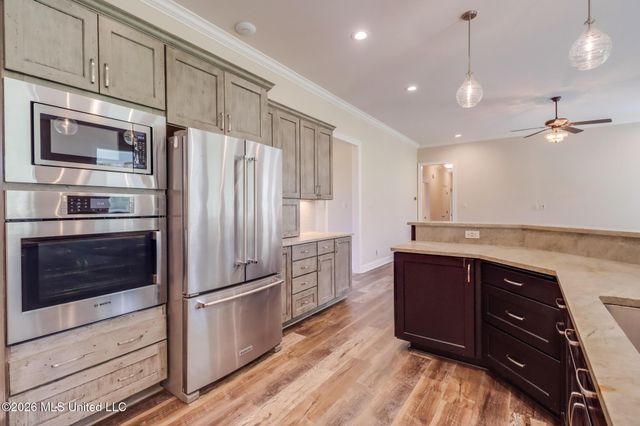 195 Pinecrest Drive, Poplarville, MS 39470