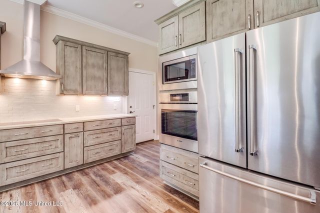 195 Pinecrest Drive, Poplarville, MS 39470