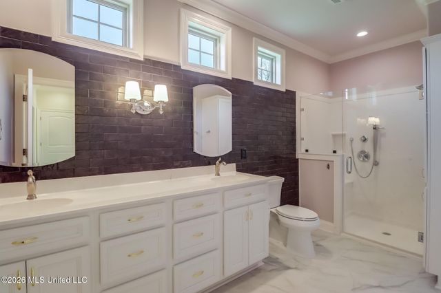 195 Pinecrest Drive, Poplarville, MS 39470