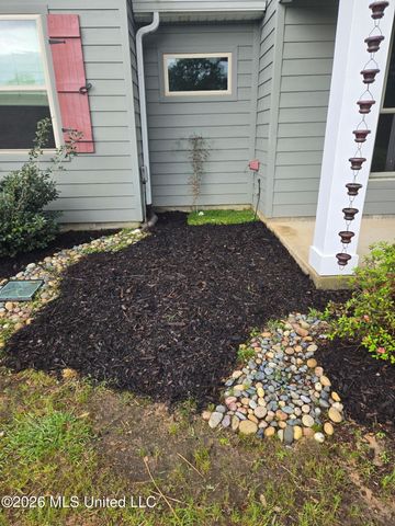 195 Pinecrest Drive, Poplarville, MS 39470