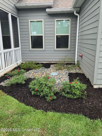 195 Pinecrest Drive, Poplarville, MS 39470