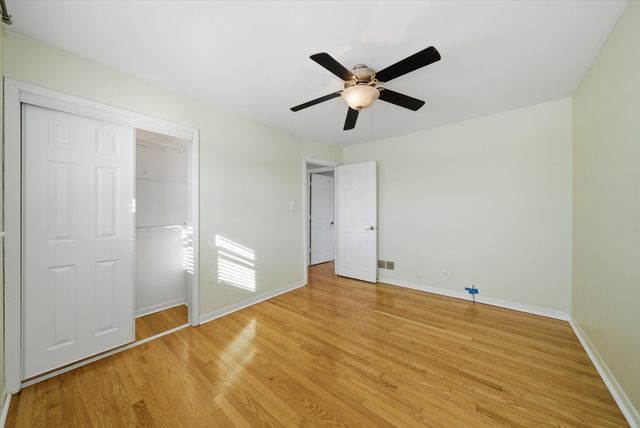 7635 S Oconto Avenue, Bridgeview, IL 60455