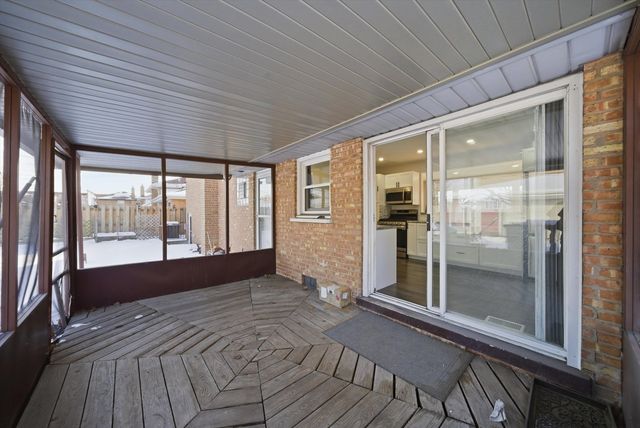 7635 S Oconto Avenue, Bridgeview, IL 60455