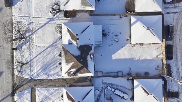 7635 S Oconto Avenue, Bridgeview, IL 60455