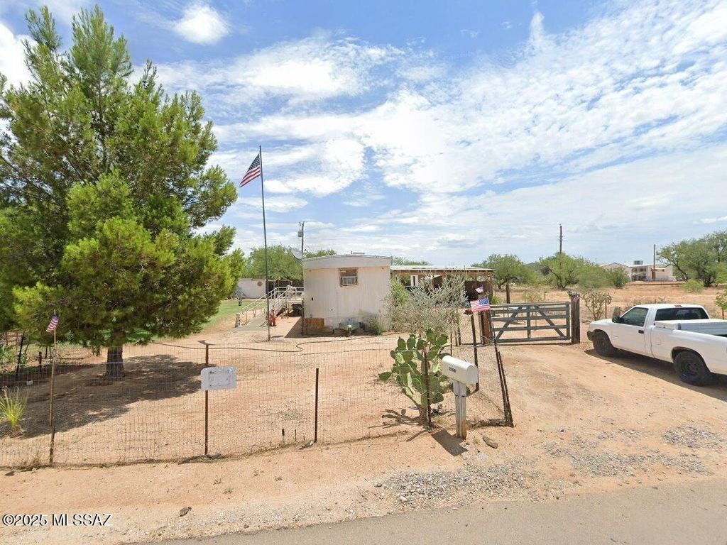 9421 Carol Drive, Tucson, AZ 85736