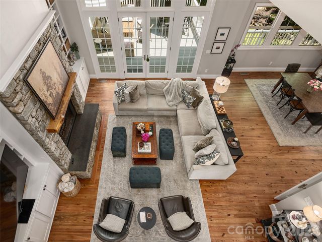 1910 Bearberry Lane, Asheville, NC 28803
