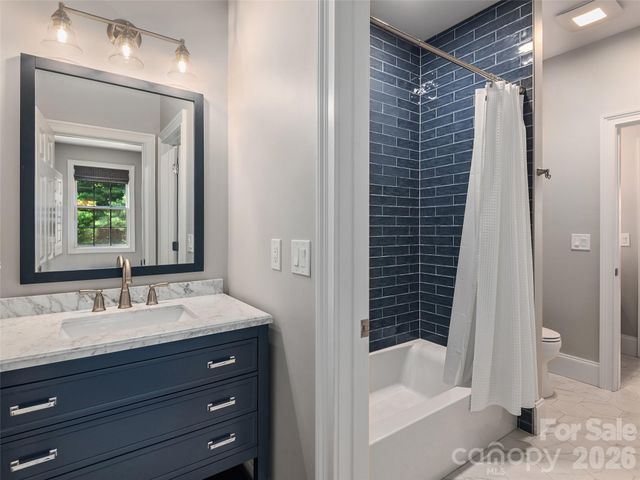 1910 Bearberry Lane, Asheville, NC 28803