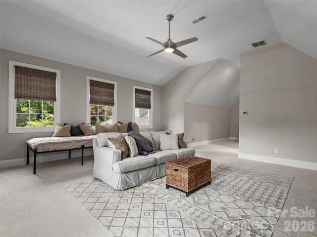 1910 Bearberry Lane, Asheville, NC 28803
