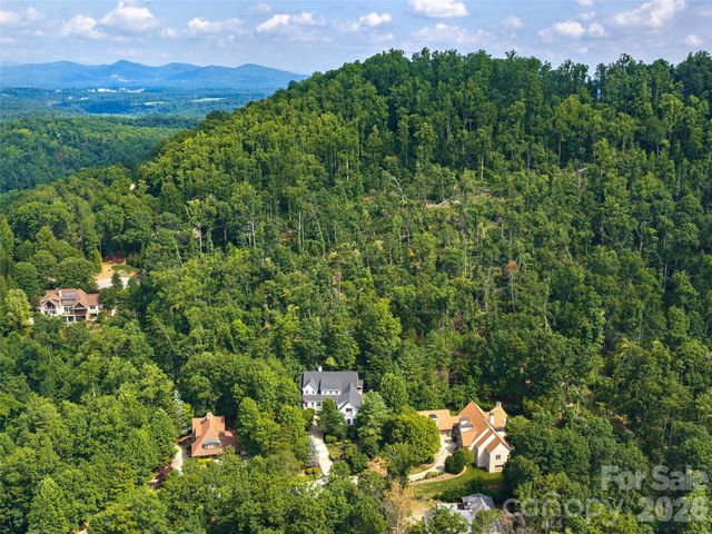 1910 Bearberry Lane, Asheville, NC 28803