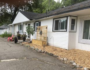 22333 Leewright Avenue, Southfield City, MI 48033