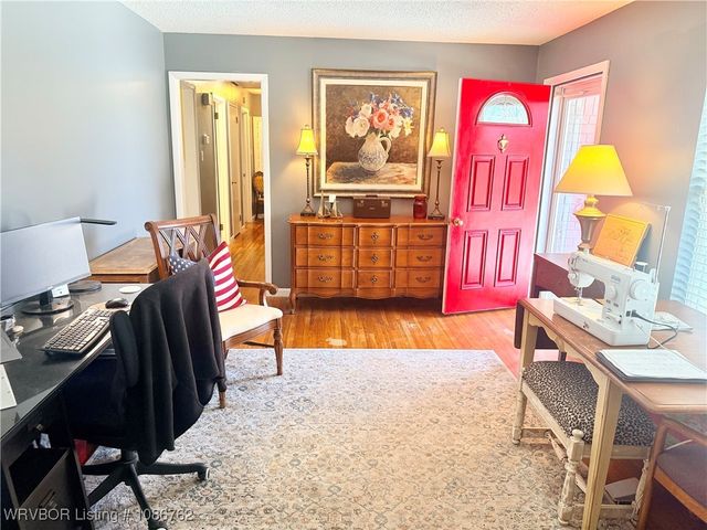 825 Berry Street, Greenwood, AR 72936