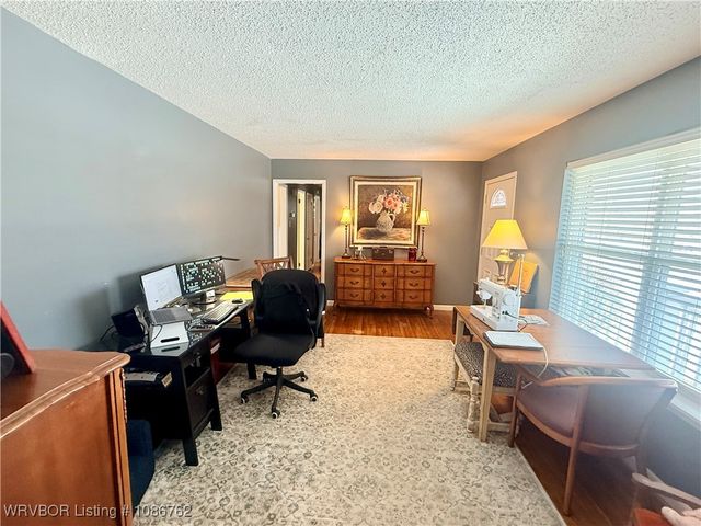 825 Berry Street, Greenwood, AR 72936