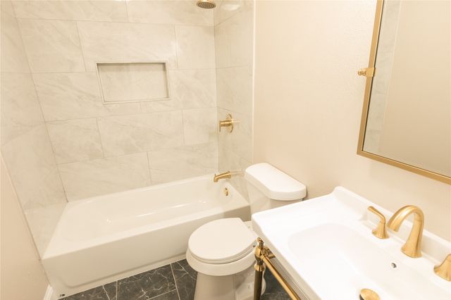 602 N Morris Street B, Mckinney, TX 75069