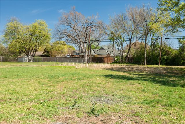 602 N Morris Street B, Mckinney, TX 75069