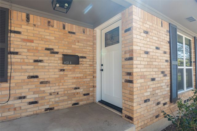 602 N Morris Street B, Mckinney, TX 75069