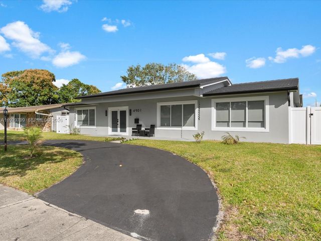 4901 Grant St, Hollywood, FL 33021