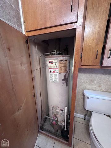 865 N 2nd Avenue, Piggott, AR 72454