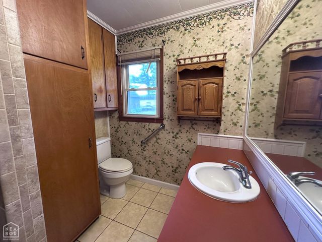 865 N 2nd Avenue, Piggott, AR 72454