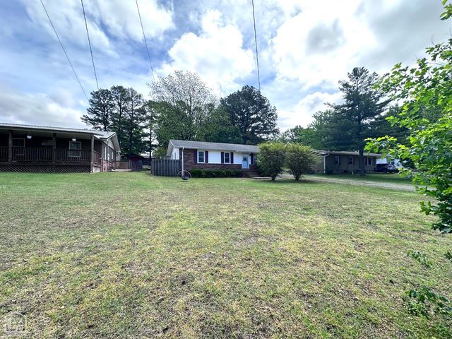 865 N 2nd Avenue, Piggott, AR 72454