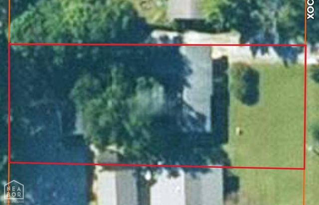 865 N 2nd Avenue, Piggott, AR 72454