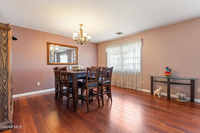 8212 E Avenue H, Lancaster, CA 93535