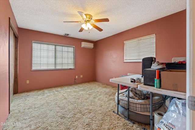 8212 E Avenue H, Lancaster, CA 93535