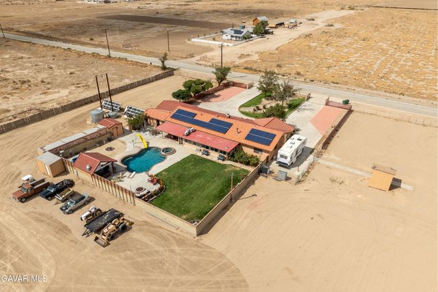 8212 E Avenue H, Lancaster, CA 93535