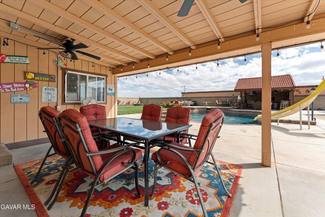 8212 E Avenue H, Lancaster, CA 93535